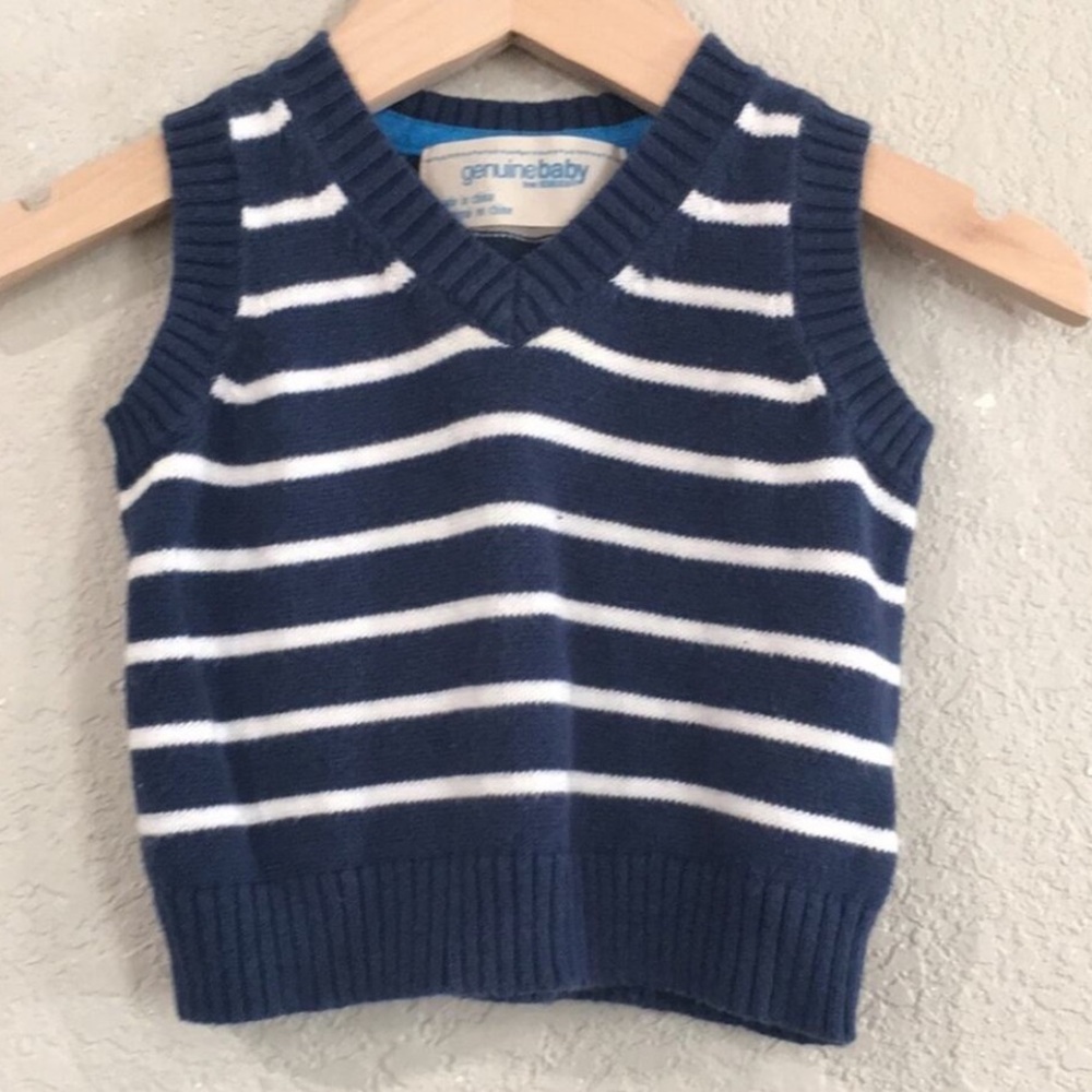 💥 $5 if bundled - Genuine Baby by OshKosh 3 Month Sweater Vest Navy White Stripe